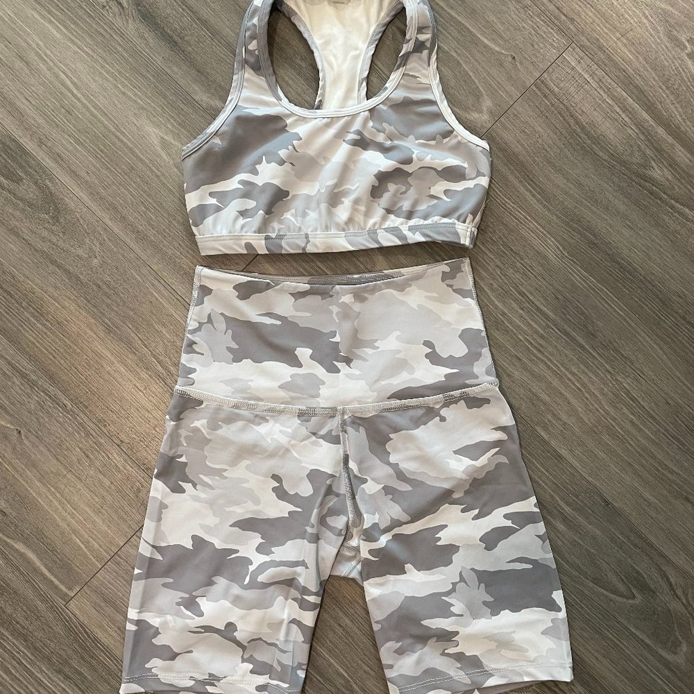 Beyond Yoga Grey Camo Matching Workout Set